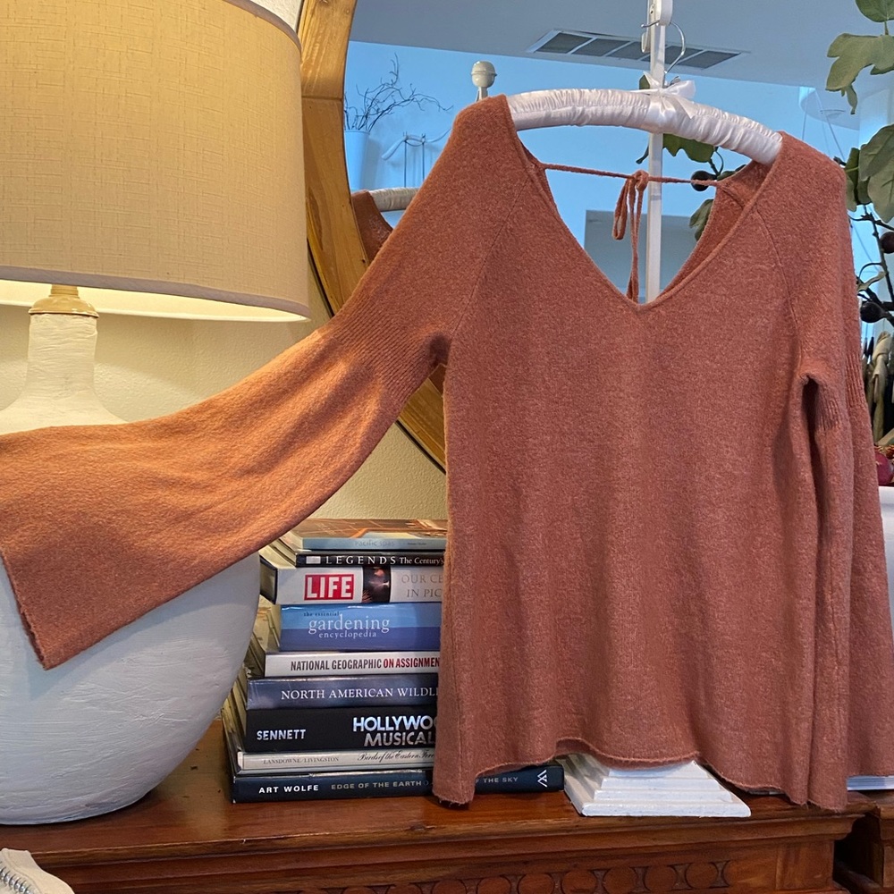 Nordstrom Hinge Sweater L *REDUCED*